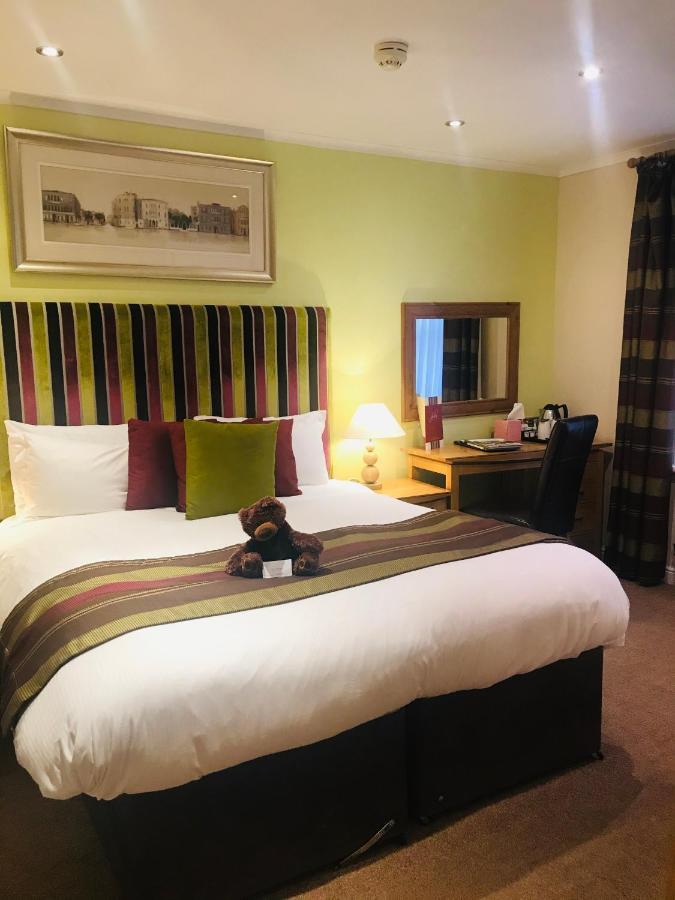 Clarence Court Hotel Cheltenham Ngoại thất bức ảnh