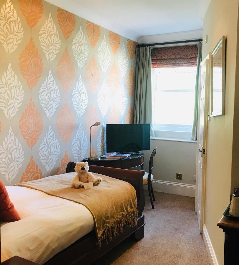 Clarence Court Hotel Cheltenham Ngoại thất bức ảnh
