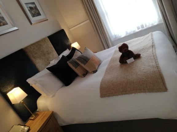 Clarence Court Hotel Cheltenham Ngoại thất bức ảnh