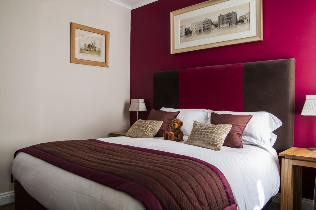 Clarence Court Hotel Cheltenham Ngoại thất bức ảnh