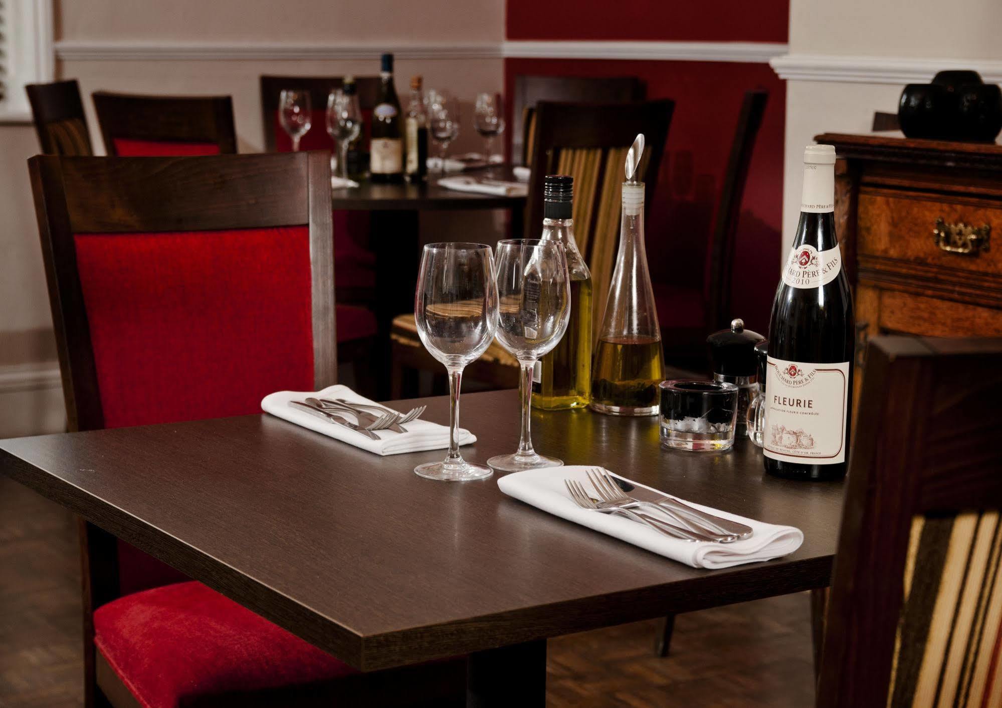 Clarence Court Hotel Cheltenham Ngoại thất bức ảnh