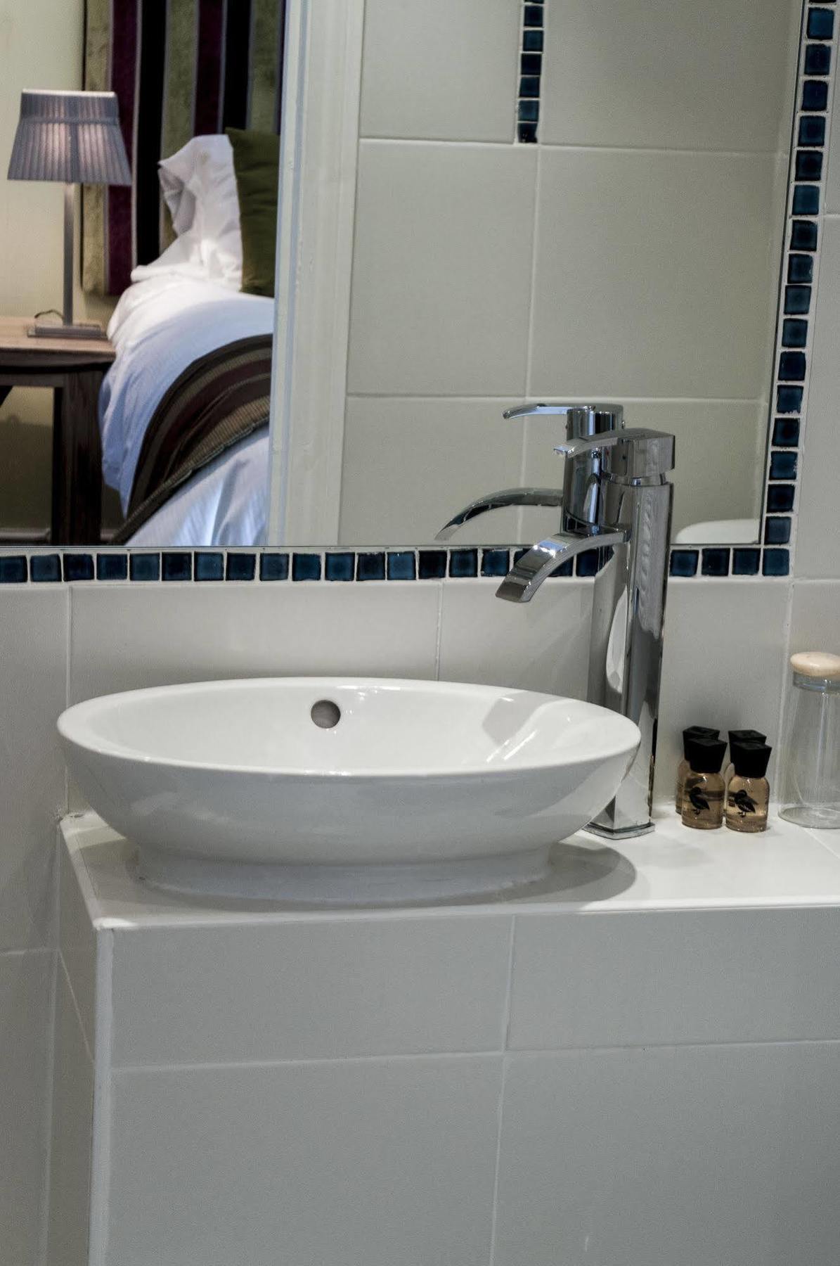 Clarence Court Hotel Cheltenham Ngoại thất bức ảnh