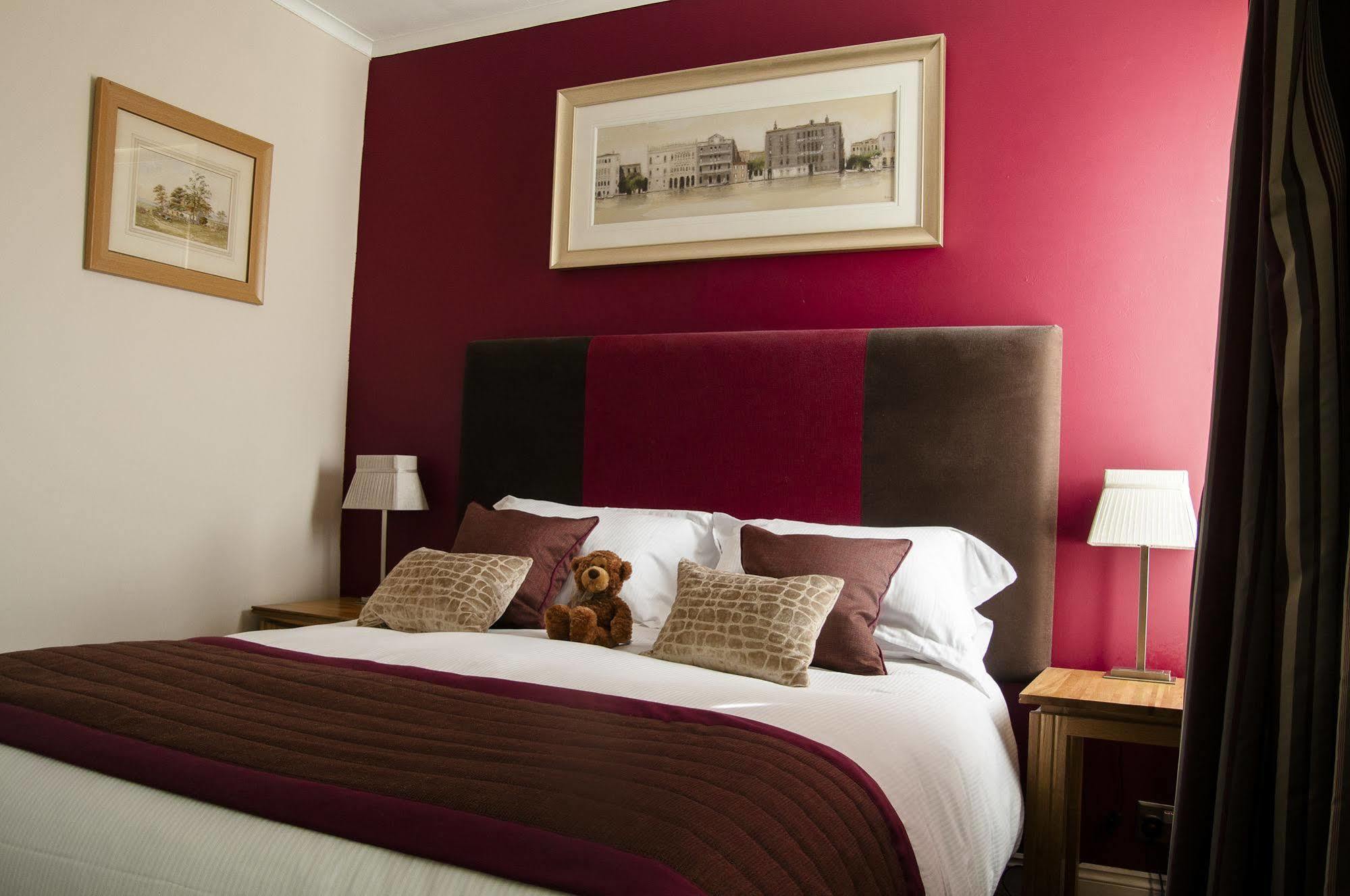 Clarence Court Hotel Cheltenham Ngoại thất bức ảnh