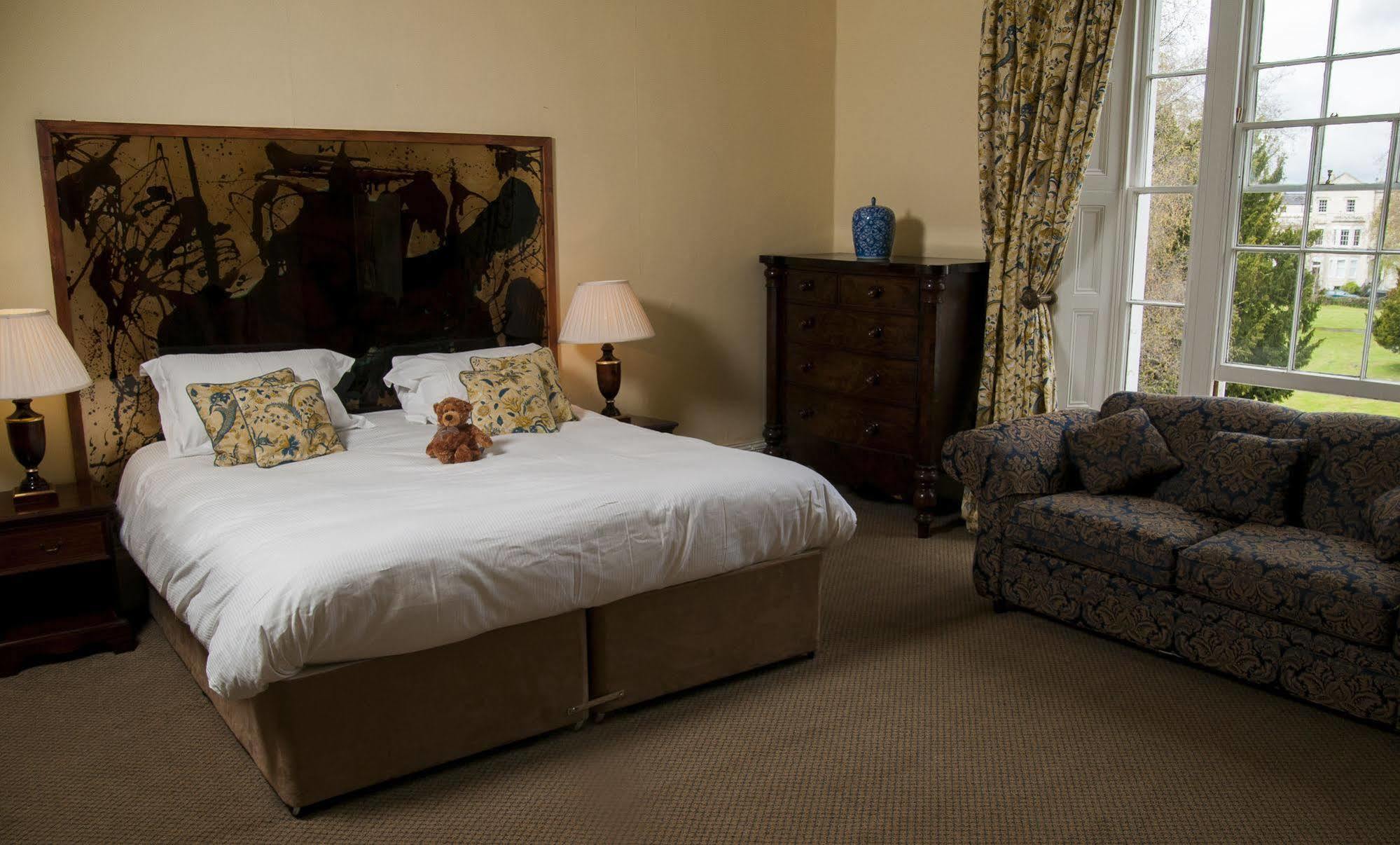 Clarence Court Hotel Cheltenham Ngoại thất bức ảnh